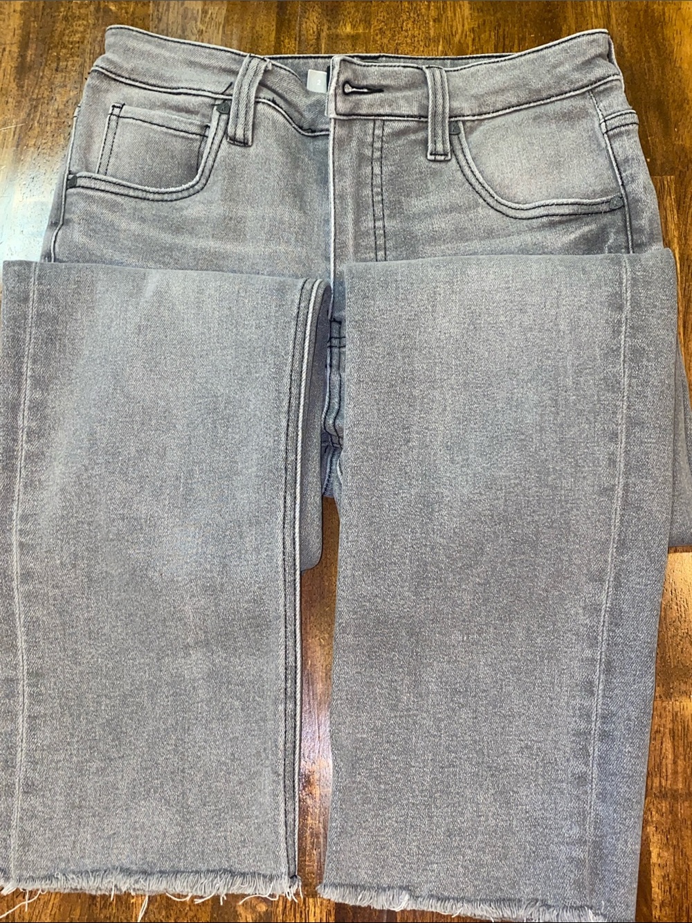 Kut from the Kloth Light Gray Straight Leg Raw Hem Stretch Jeans - Picture 5 of 8